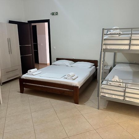 Erjon Apartments Εξαμίλιο Εξωτερικό φωτογραφία