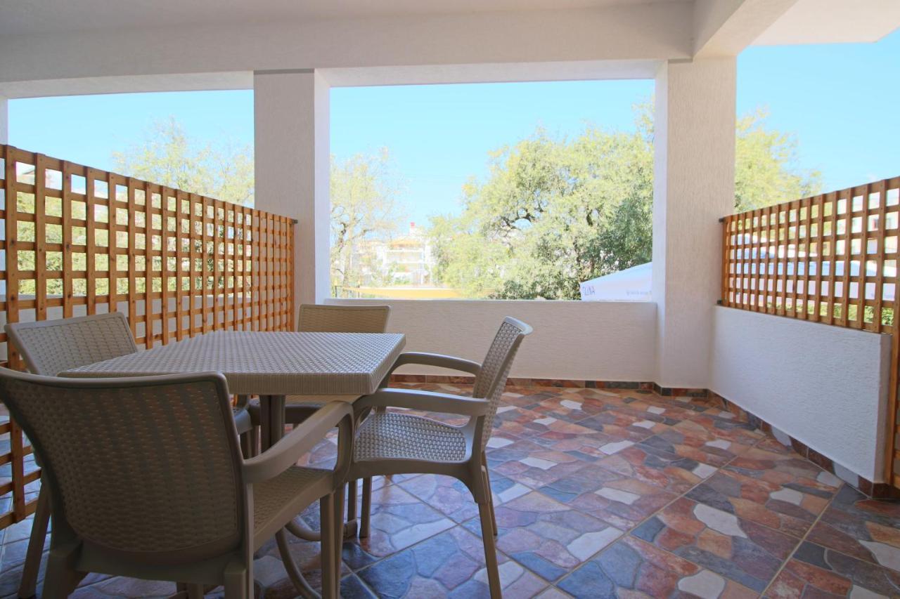 Erjon Apartments Εξαμίλιο Εξωτερικό φωτογραφία