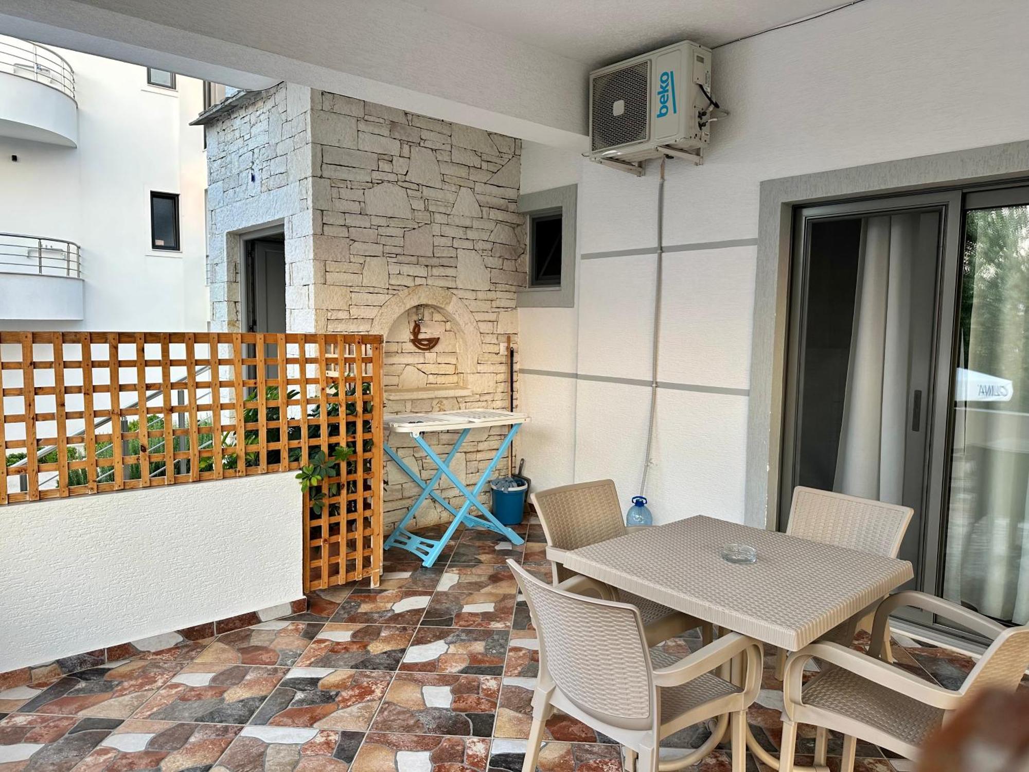 Erjon Apartments Εξαμίλιο Εξωτερικό φωτογραφία