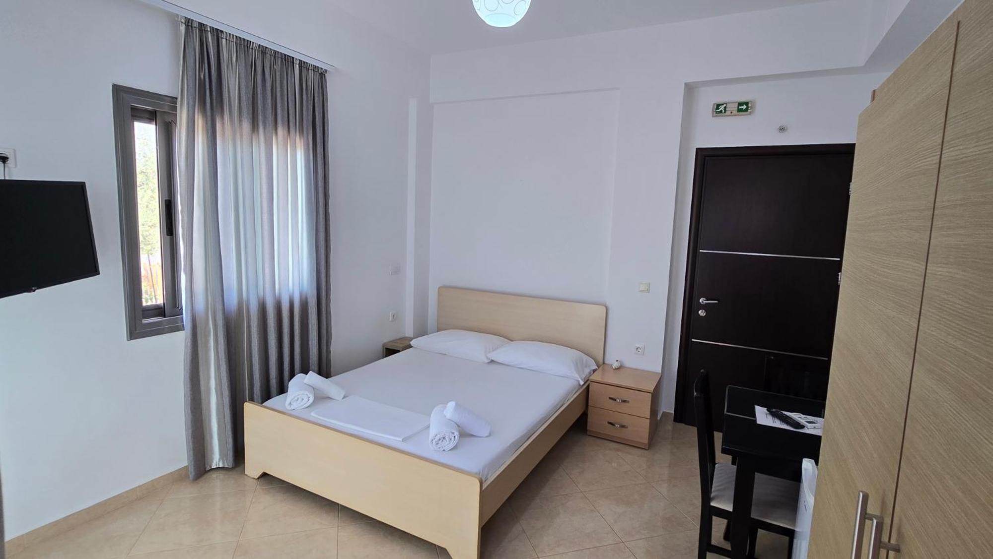 Erjon Apartments Εξαμίλιο Εξωτερικό φωτογραφία